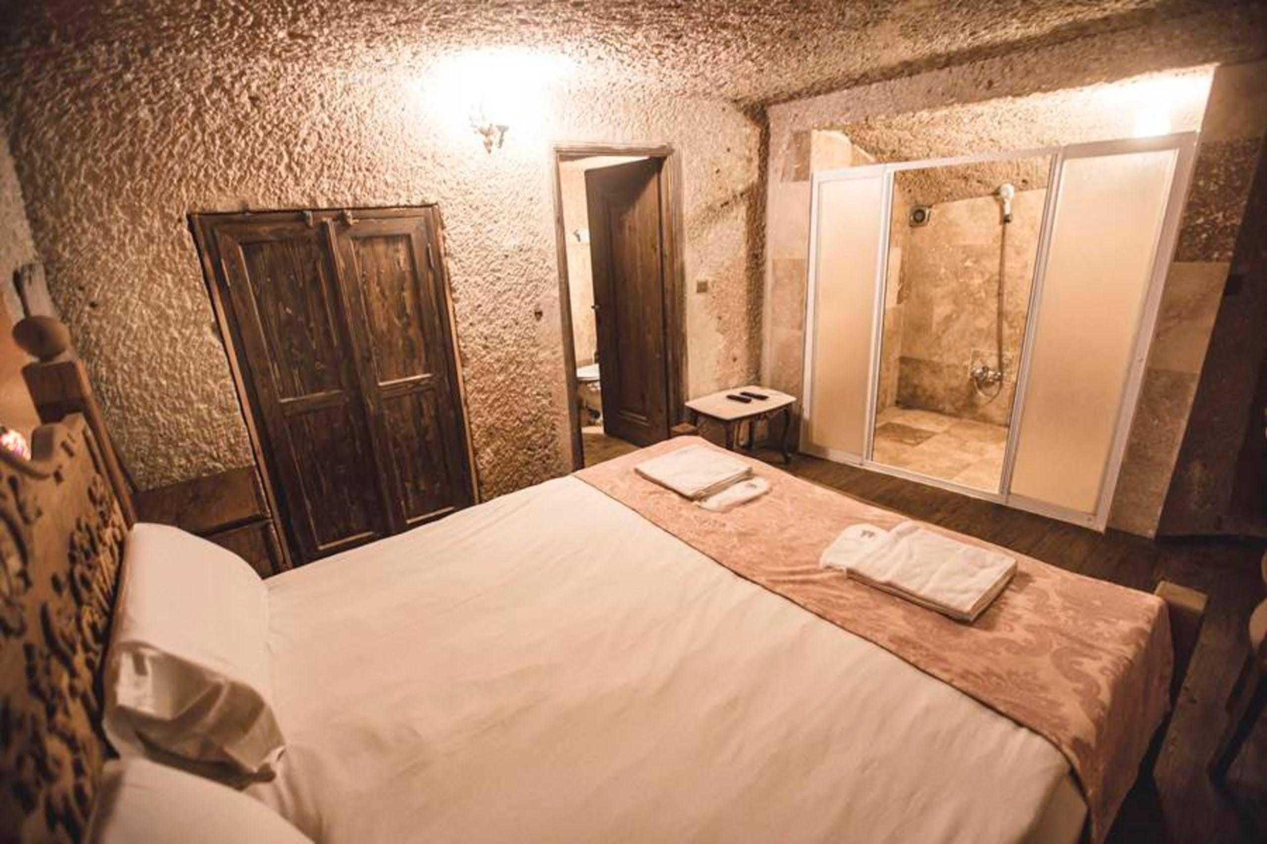 Kardesler Cave Hotel Urgup Eksteriør bilde